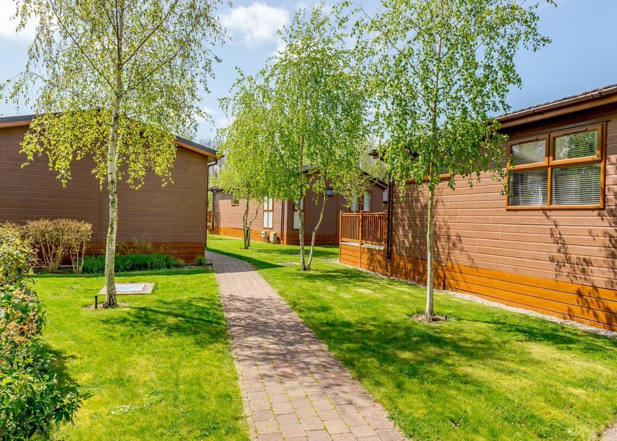 Canterbury Reach Lodge Retreat Petham Exterior foto